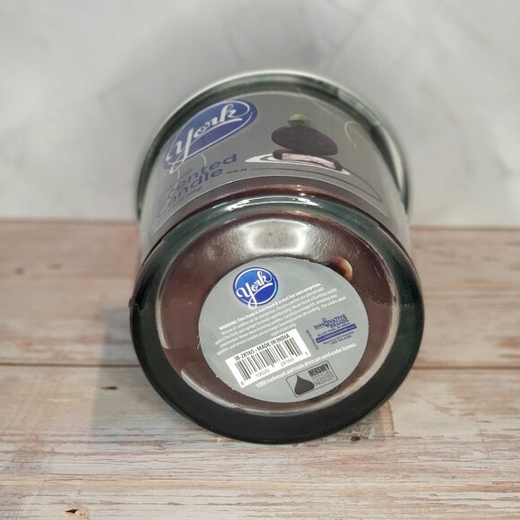🆕York Peppermint Patty Scented 3-Wick Candle - Picture 3 of 4